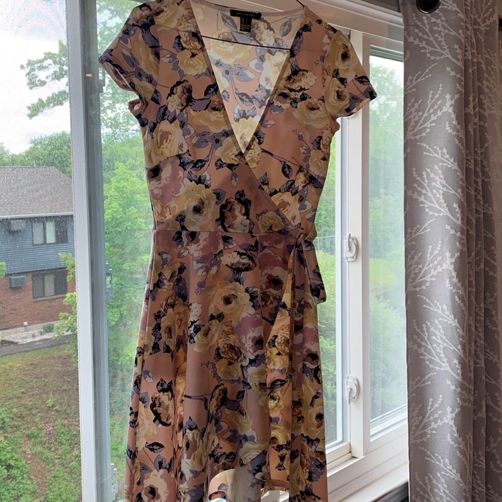 floral dress size small